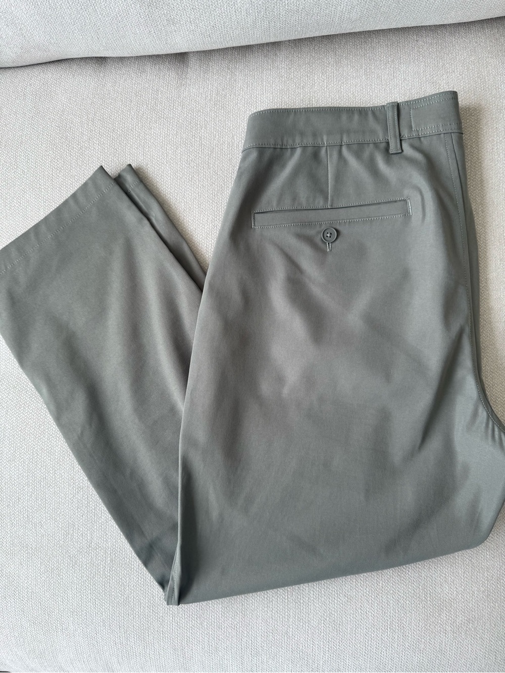 The A&F Go-to Athletic Fit Pant
